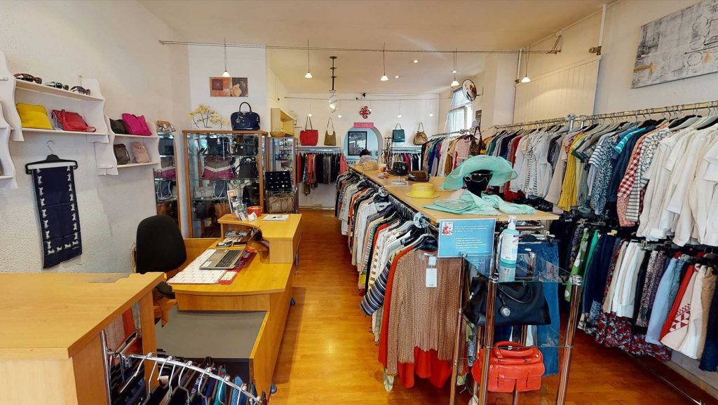 interieur-boutique-quiproco-depot-vente-tours-centre-Halles-Indre-et-Loire-tours-37